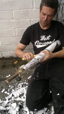 Stuff School came into existence when Extra Bones was offered use of a small, roofless building in the playground of an ex-school, to create a drop-in workshop as part of Deptford X festival, 2013.
It’s a platform, and loose set of instructions...