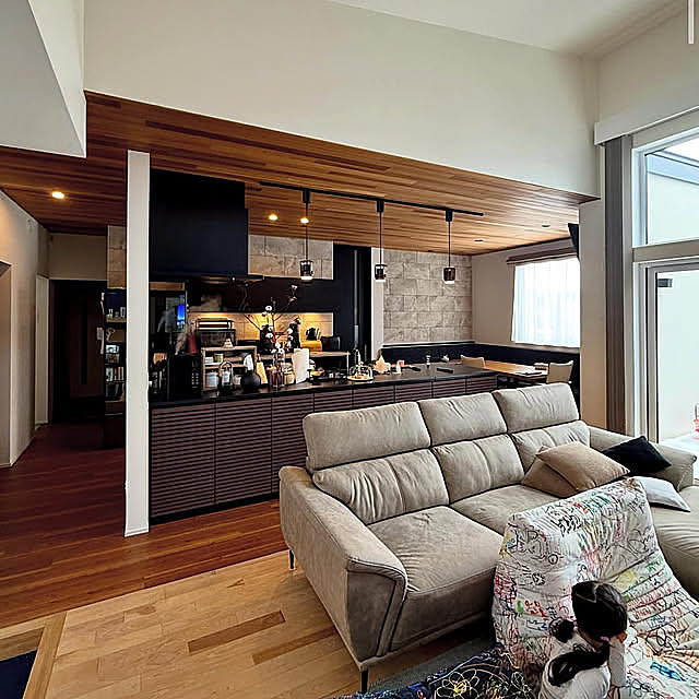 「のびやかな空間と素材のレイヤードを楽しむ、家族とともに育つ住まいづくり」 by tb_risei.homeさん