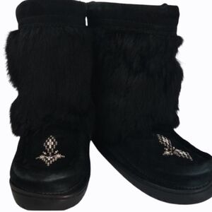 Manitobah Mukluks Black Solstice Half Mukluk (L5)