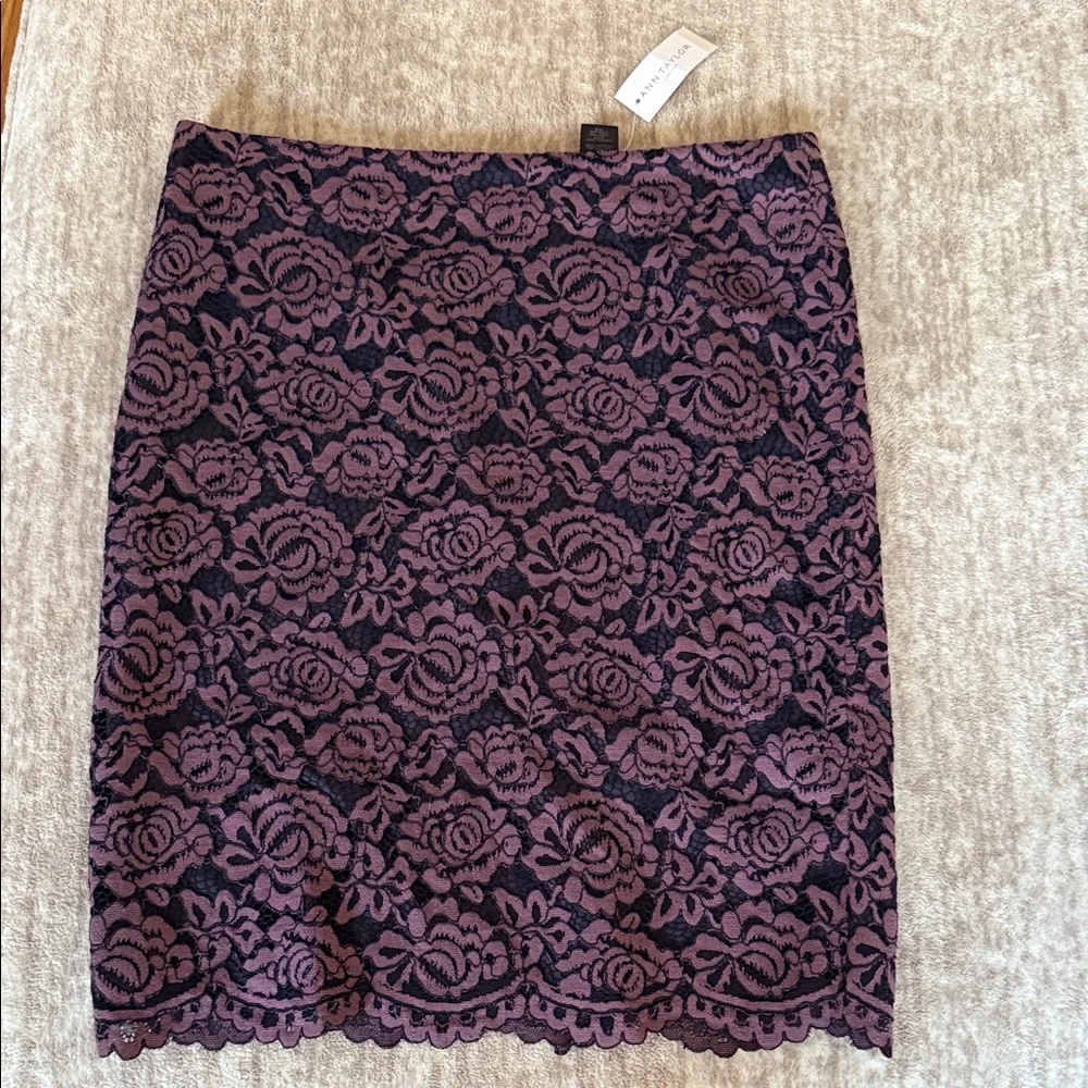 Ann Taylor Black and Purple Floral Lace Pencil Skirt Brand New - Picture 1 of 5