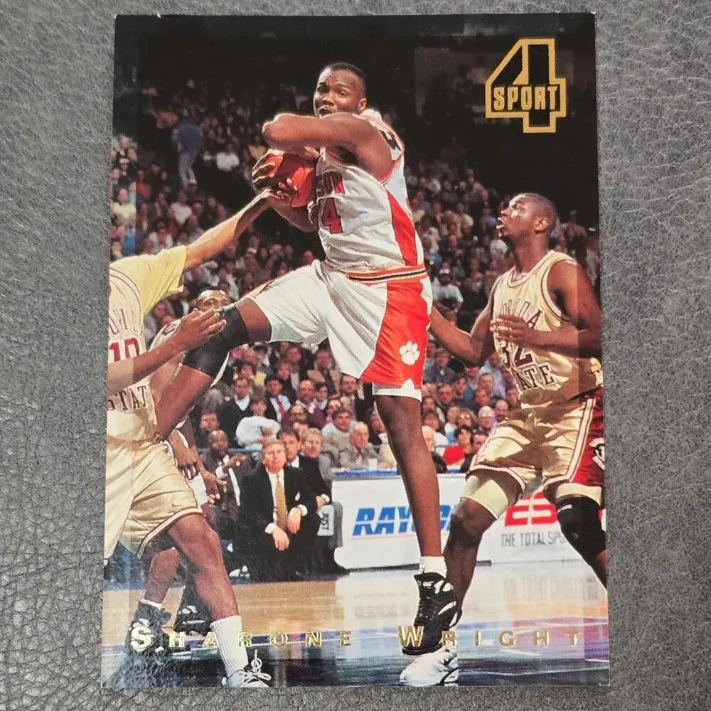 1994 Classic Four Sport #6 Sharone Wright Basketball Card - Picture 1 of 2