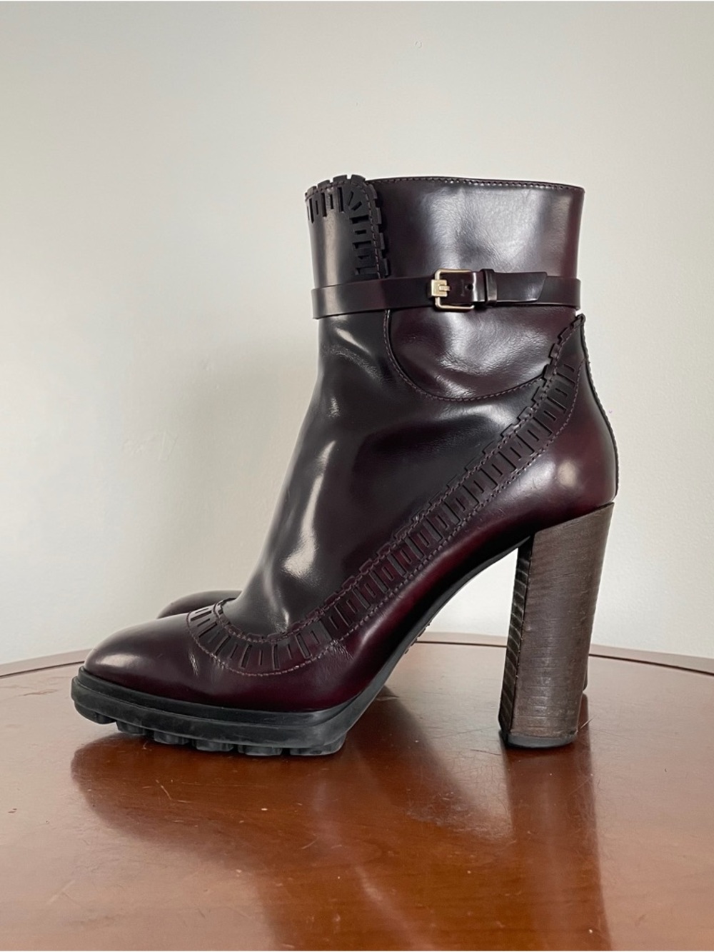 Tod's Laser-cut Glossed-leather Ankle boots