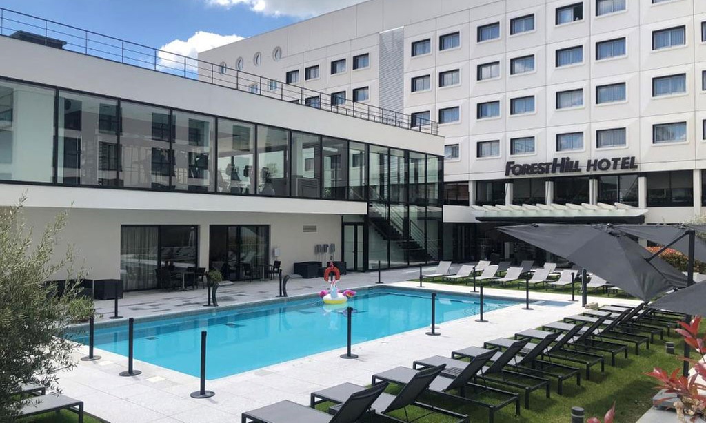 Meudon : chambre double, triple ou quadruple avec petit-déjeuner