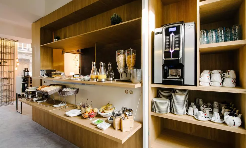 Clichy : chambre double avec petit-déjeuner et spa en option