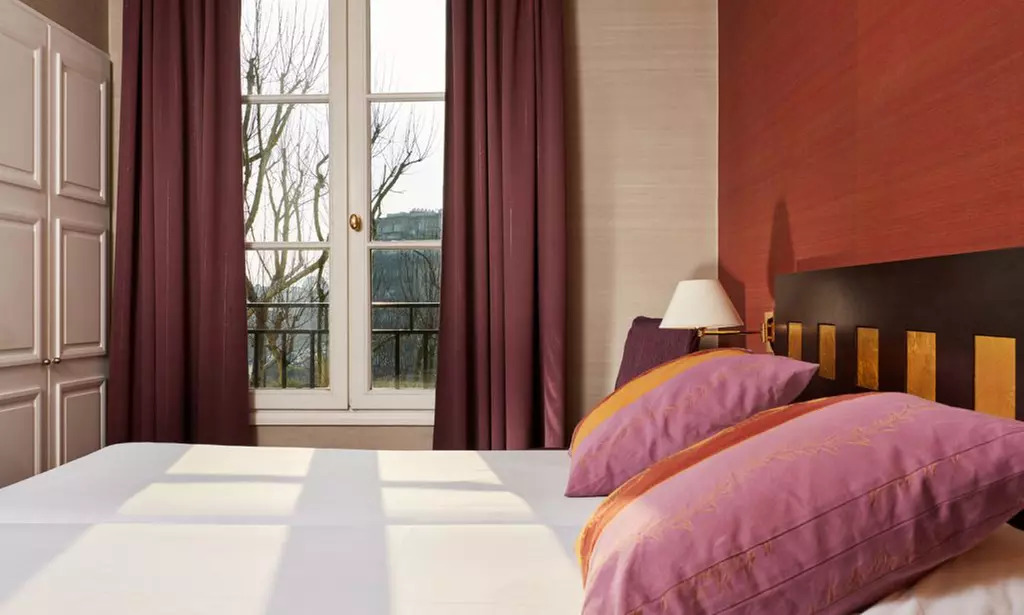 Paris : chambre double avec petits déjeuners