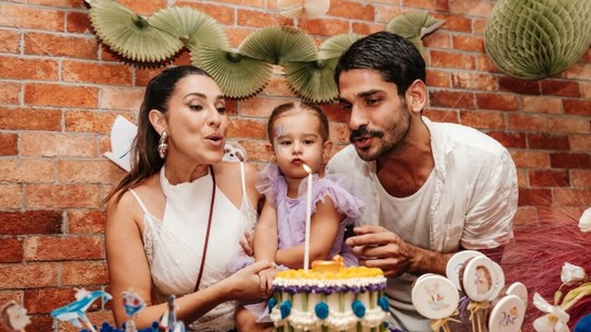 Fernanda Paes Leme abre álbum e mostra detalhes de festa de aniversário de 2 anos da filha: 'Momentos lindos' Fernanda Paes Leme abre álbum e mostra detalhes de festa de aniversário de 2 anos da filha: 'Momentos lindos'