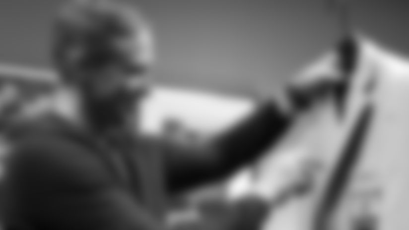 New Orleans Saints legend Drew Brees gets a first look at his gold jacket at the Pro Football Hall of Fame ahead of his induction alongside the Class of 2026.