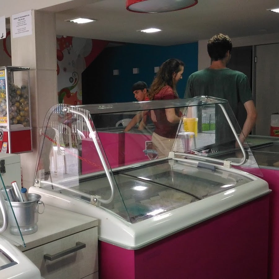 Quebra Gelo Sorvetes · R. João Batista Trentin, 961 - Tingui, Curitiba - PR, 82620-045, Brazil