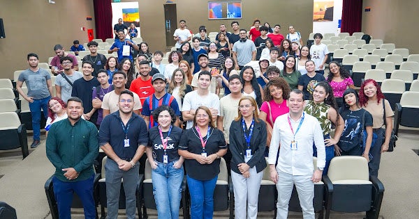 18.08 - Dia do Estagiário · Segunda, 18 📸