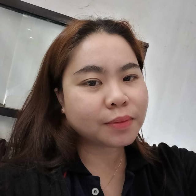 katshappychaos on Threads