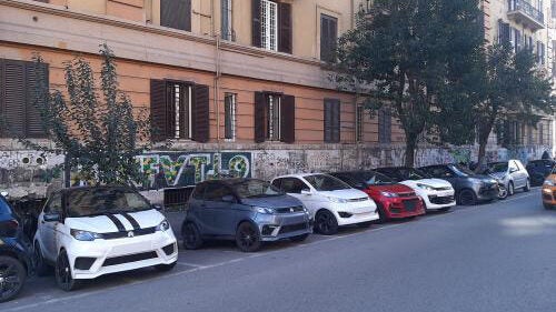 Roma Nord disperata, le microcar non potranno più usare i parcheggi dei motorini